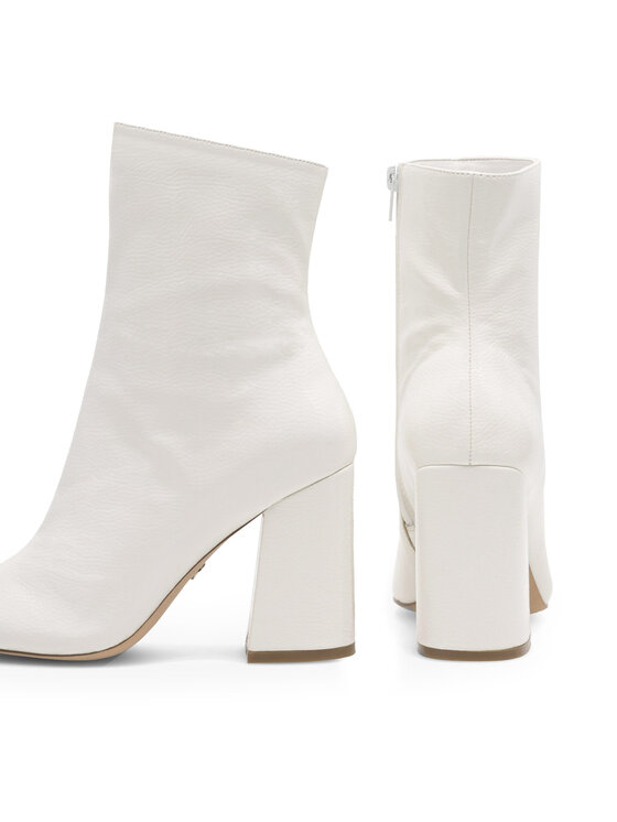 Nine West Īsie zābaki Nine West SAAMEN SJ1453-1 Balts