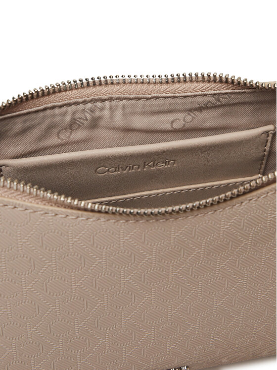 Calvin Klein Kabelka Calvin Klein Ck Must Aop Conv Logo Jqd Strap LV04F3099G Béžová