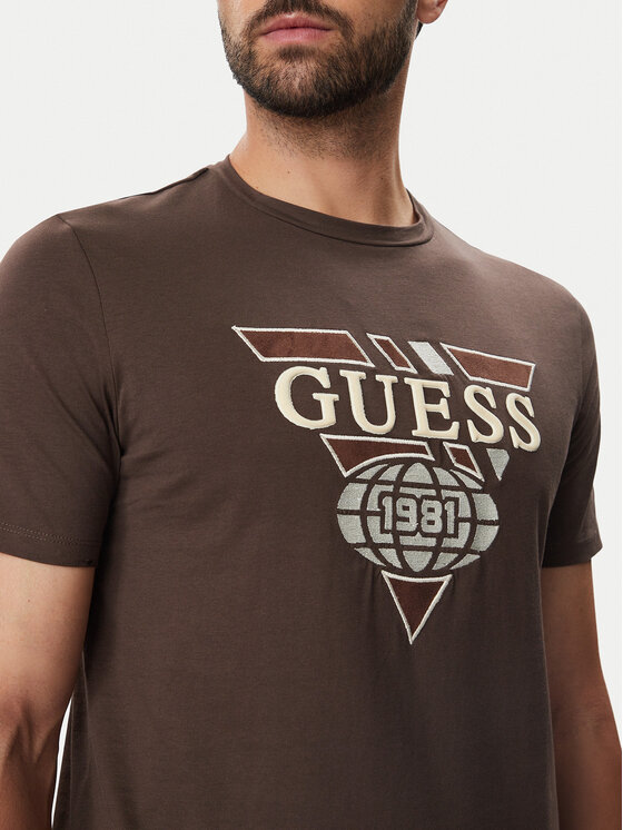 Guess Guess Camiseta Z6BI08 K6543 Marrón Regular Fit