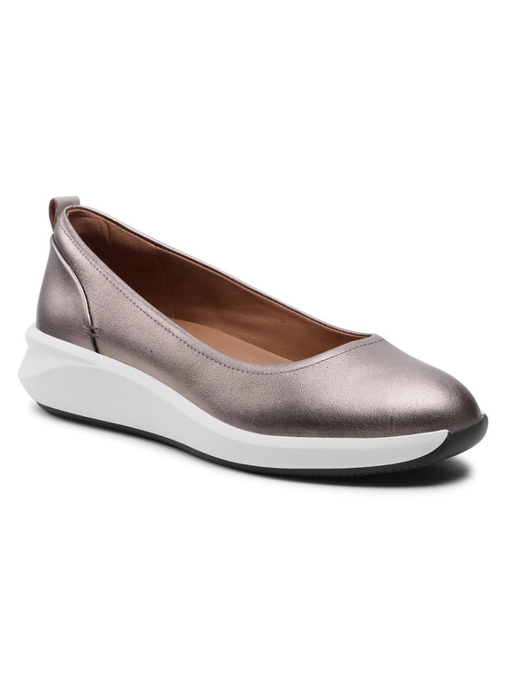 Clarks Nizki čevlji Clarks Un Rio Vibe 261604594 Zlata