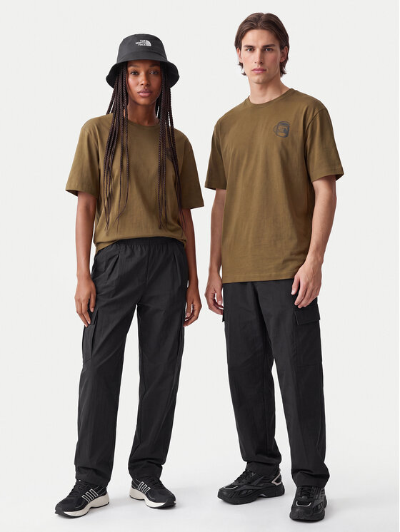 The North Face The North Face Camiseta Basecamp Barista Rlx Ss NF0A8JAA Marrón Relaxed Fit