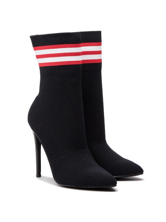 Steve Madden Ботильйони Steve Madden Century Ankle Boot SM11000106-04004-010 Чорний