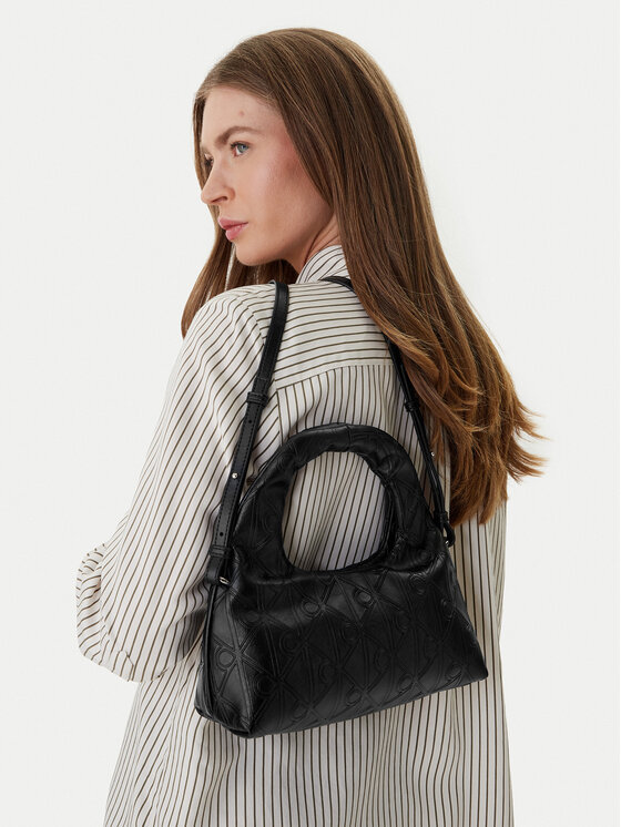 Calvin Klein Rankinė Calvin Klein Emblem Aop Puffer Bag With Strap LV04F3200G Juoda