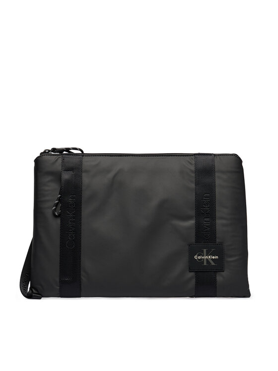 Calvin Klein Futrola za laptop Calvin Klein Rubberized Laptop Sleeve W/ Hand LV04D1294G Crna