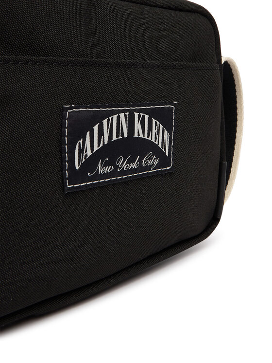Calvin Klein Geantă crossover Calvin Klein Graphic Capsule Camera Bag LV04D3369G Negru
