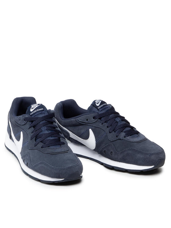 Nike Sneakersy Nike Venture Runner Suede CQ4557 400 Tmavomodrá