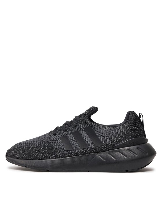 adidas Снікерcи adidas Swift Run 22 GZ3500 Чорний