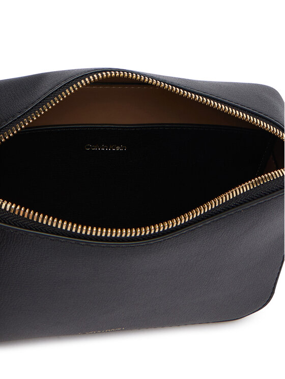 Calvin Klein Geantă Calvin Klein Foil Logo Elongated Camera Bag LV04F3276G Negru