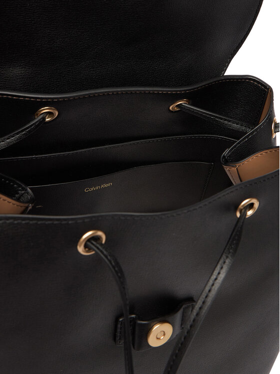 Calvin Klein Σακίδιο Calvin Klein Foil Logo Large Flap Backpack LV04F3505G Μαύρο
