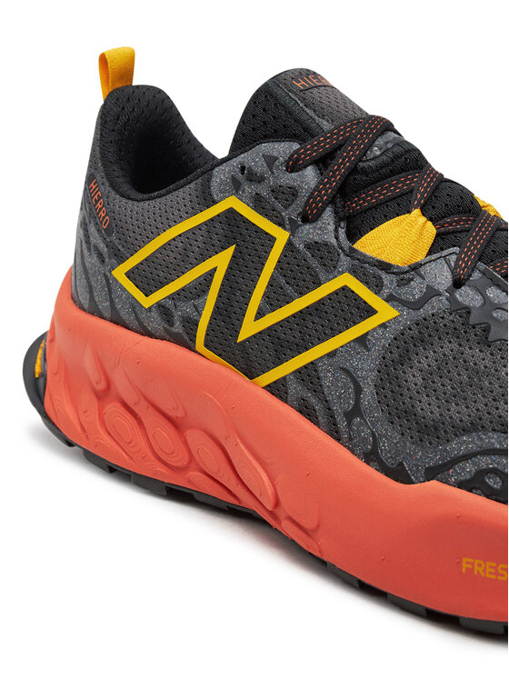 New Balance Běžecké boty New Balance Fresh Foam X Hierro v8 MTHIERH8 Černá