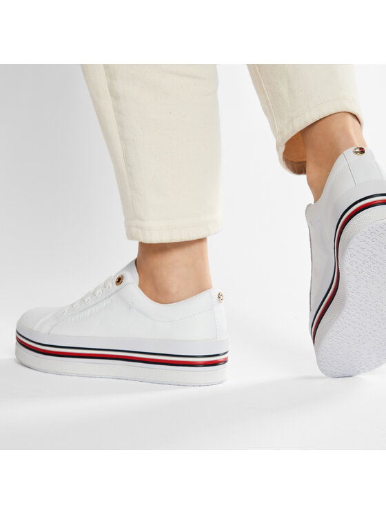 Tommy Hilfiger Snīkeri Tommy Hilfiger Corporate Flatform Cupsole FW0FW05553 Balts