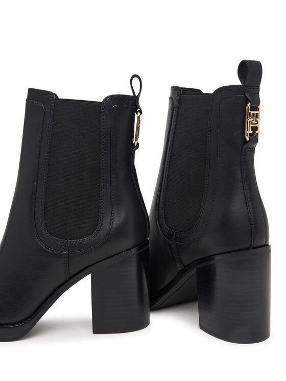 Tommy Hilfiger Členková obuv Tommy Hilfiger Ltr Square Toe Heel Chelsea Boot FW0FW09555 Čierna