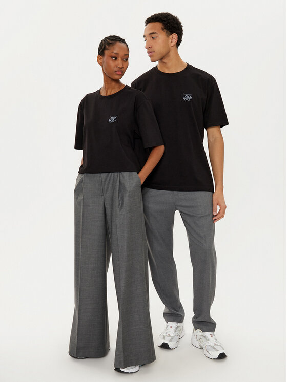 Filling Pieces Filling Pieces Majica Unisex Embroidered Knot 7449986 Črna Regular Fit