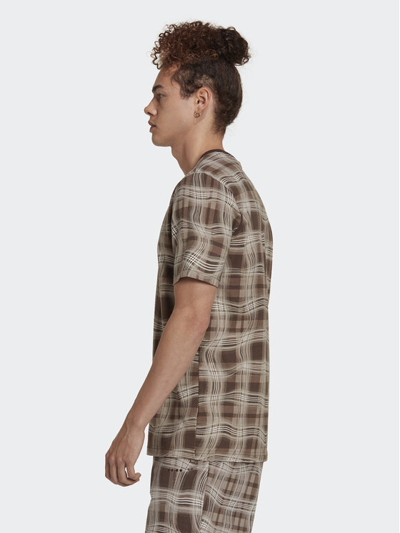 adidas adidas Футболка Reveal Allover Print HK2744 Коричневий Regular Fit