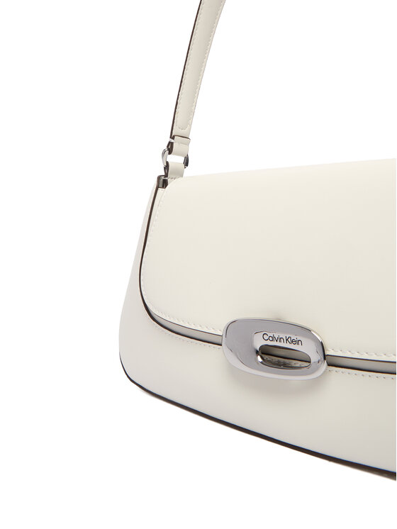 Calvin Klein Ročna torba Calvin Klein Hardware Flap Shoulder Bag LV04F3146G Bela