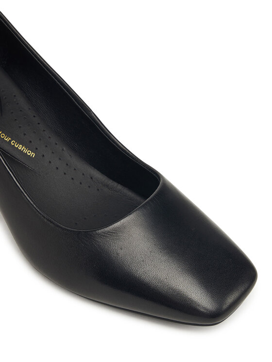 Clarks Туфлі Clarks Fernie Court 26183032 Чорний
