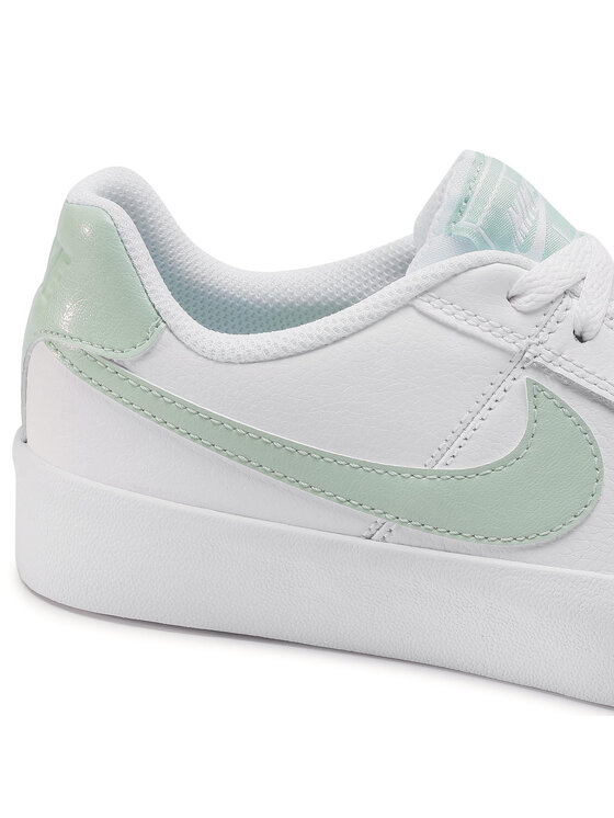 Nike Сникърси Nike Court Royale Ac AO2810 111 Бял