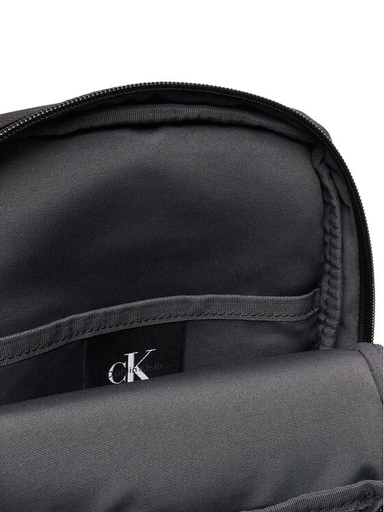 Calvin Klein Geantă crossover Calvin Klein Bold Sling LV04D3300G Negru