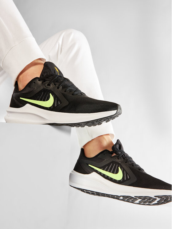Nike Futócipő Nike Downshifter 10 CI9981 009 Fekete