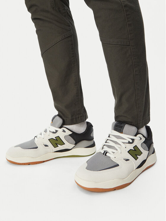 New Balance Sneakersy New Balance UN1010B Biela
