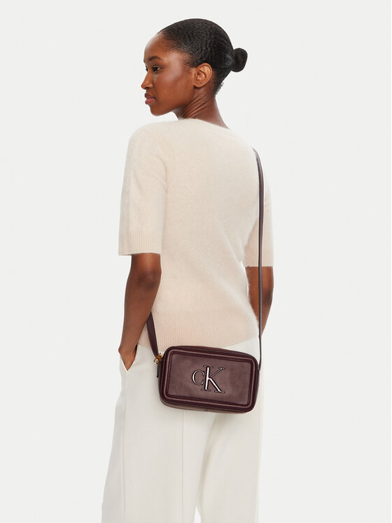 Calvin Klein Geantă Calvin Klein Bold Ck Camera Bag LV04F3220G Vișiniu