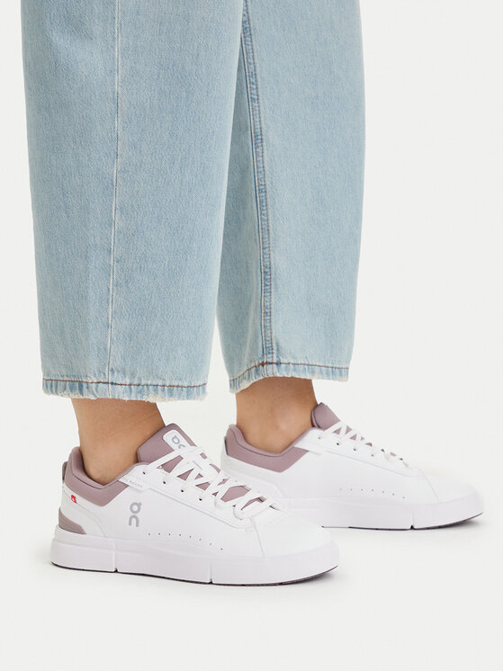 On Sneakersy On The Roger Advantage 3WF30390990 Biela