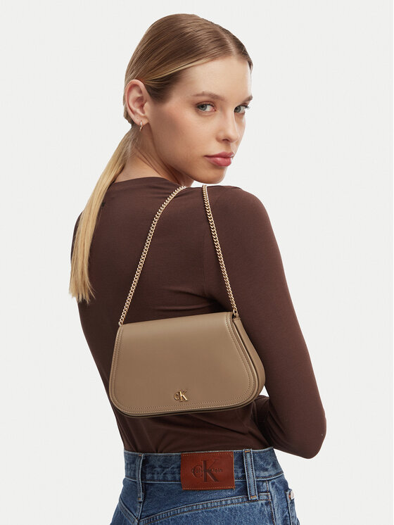 Calvin Klein Torebka Calvin Klein Ck Curved Wallet On Chain LV04F1153G Beżowy