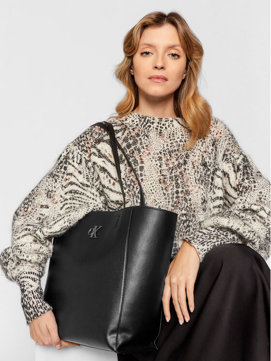 Calvin Klein Jeans Torbica Calvin Klein Jeans Minimal Monogram Shopper29 K60K608700 Crna