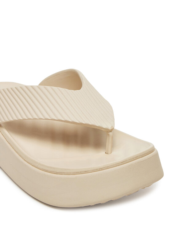 Crocs Σαγιονάρες Crocs Getaway Groove Platform Flip 210700 Μπεζ