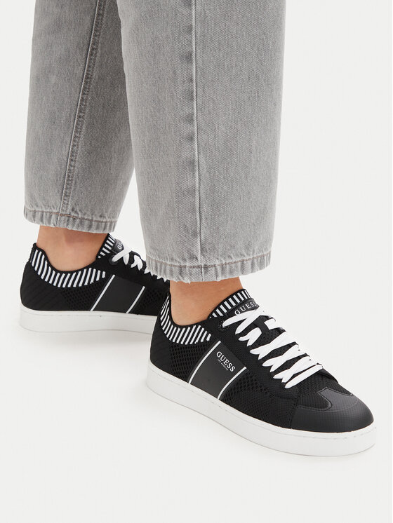 Guess Sneakersy Guess FLPJRX FAB12 Čierna