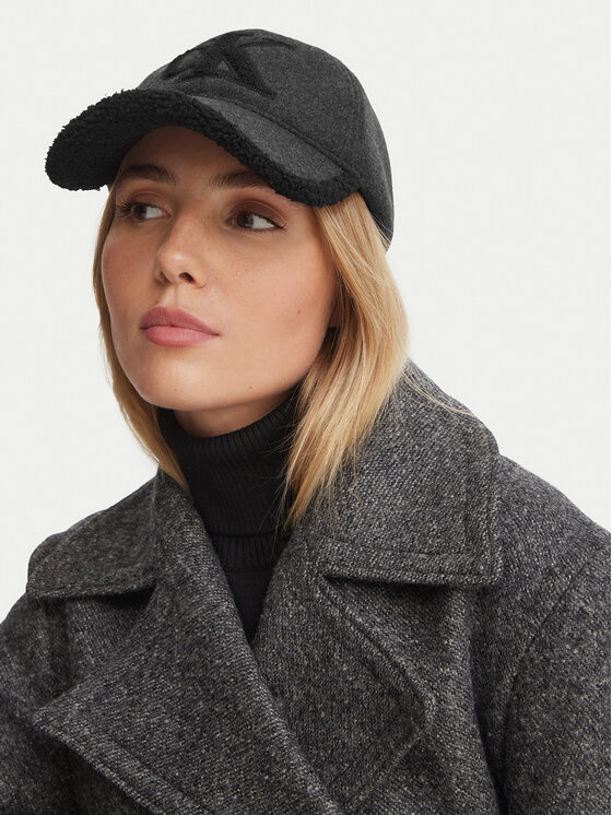 Calvin Klein Czapka z daszkiem Calvin Klein LV04F5092G Czarny