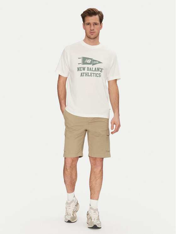 New Balance New Balance Camiseta MT51924 Blanco Relaxed Fit