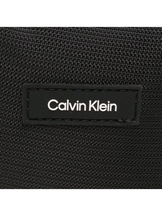 Calvin Klein Ľadvinka Calvin Klein Ck Must T Reporter Xs K50K510570 Čierna