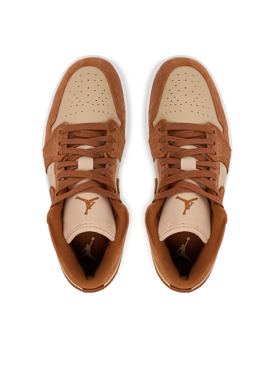 Nike Снікерcи Nike Air Jordan 1 Low Se FJ3453 200 Коричневий