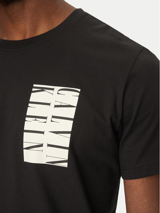 Calvin Klein Jeans Calvin Klein Jeans T-shirt Serif Box Graphic J30J327474 Nero Regular Fit