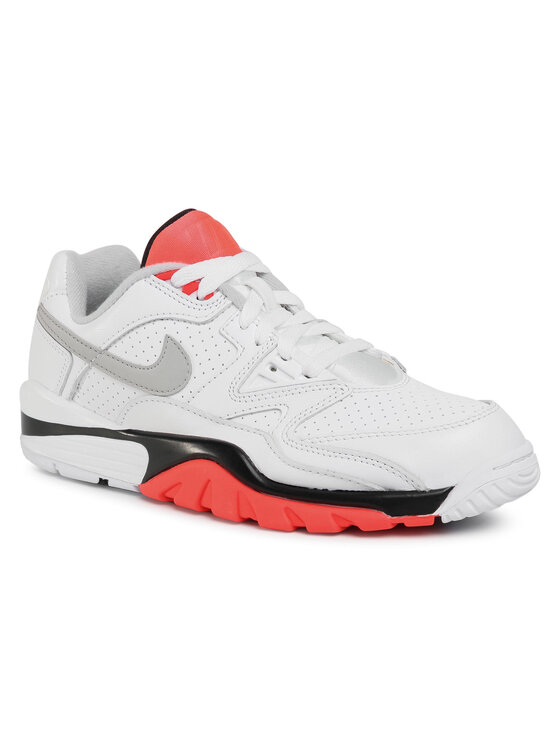 Nike Snīkeri Nike Air Cross Trainer 3 Low CN0924 101 Balts