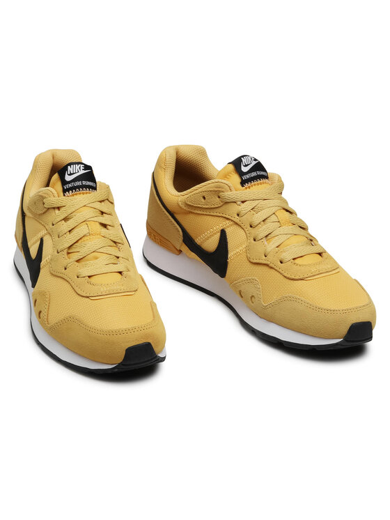 Nike Sneakersy Nike Venture Runner CK2948 700 Żółty