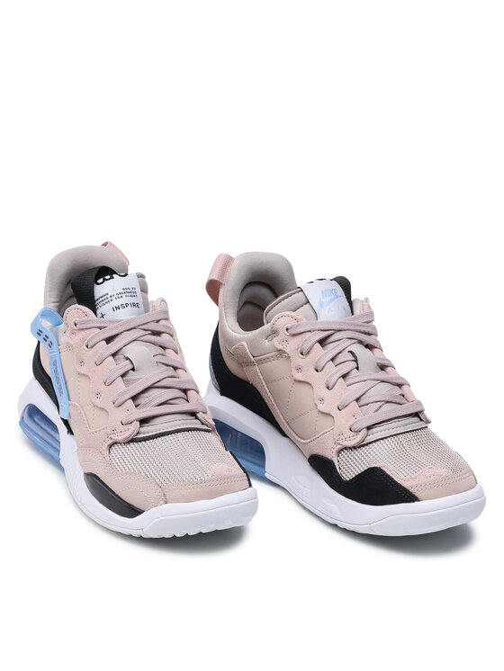 Nike Sneakersy Nike Jordan Ma2 CW5992 251 Beżowy