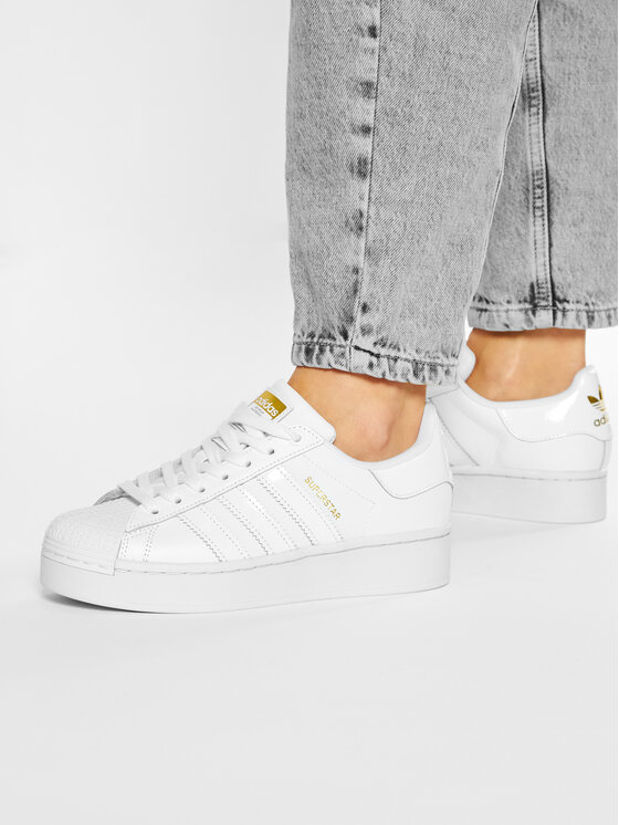 adidas Sneakersy adidas Superstar Bold W FV3334 Biela