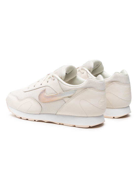 nike outburst premium