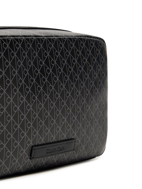 Calvin Klein Pochette per cosmetici Calvin Klein Coated Dopp Kit LV04D1082G Nero