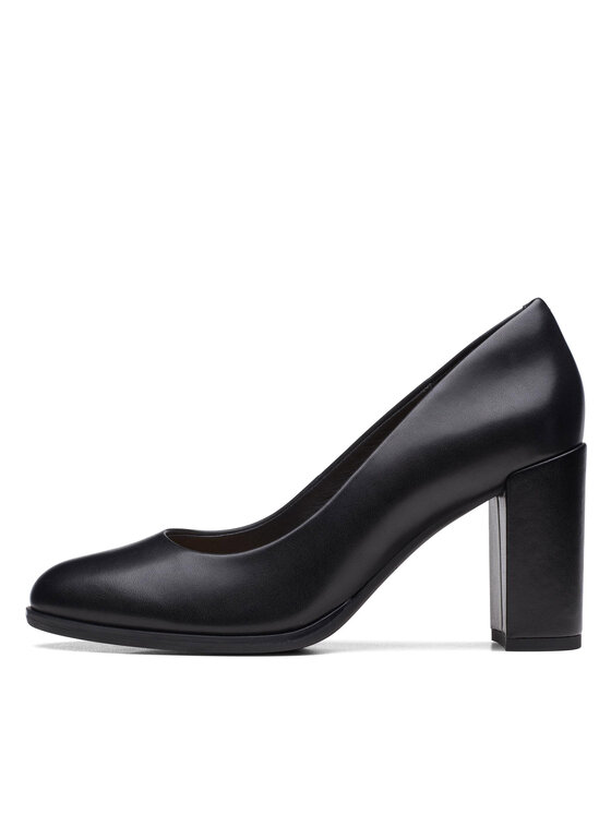 Clarks Туфлі Clarks Freva85 26170968 Чорний