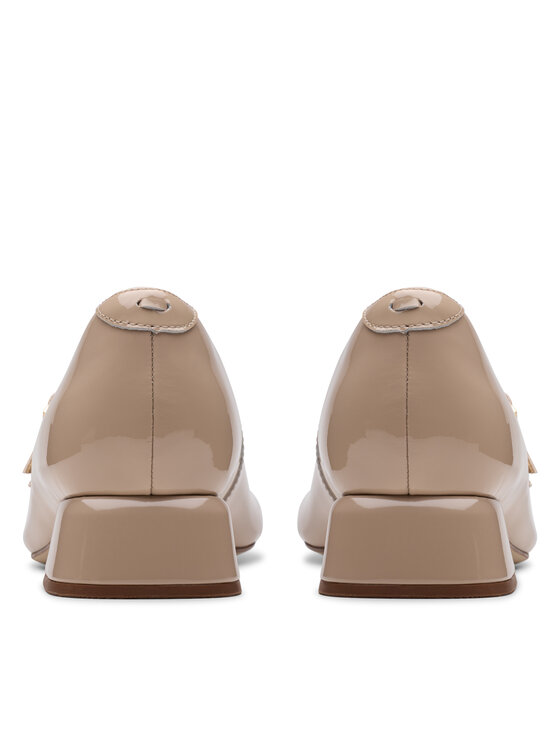 Clarks Туфлі Clarks 26181313 Бежевий