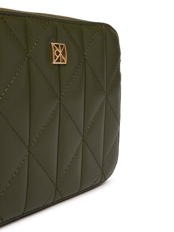 Calvin Klein Torebka Calvin Klein Quilted Double Zip Camera Bag LV04F3328G Beżowy