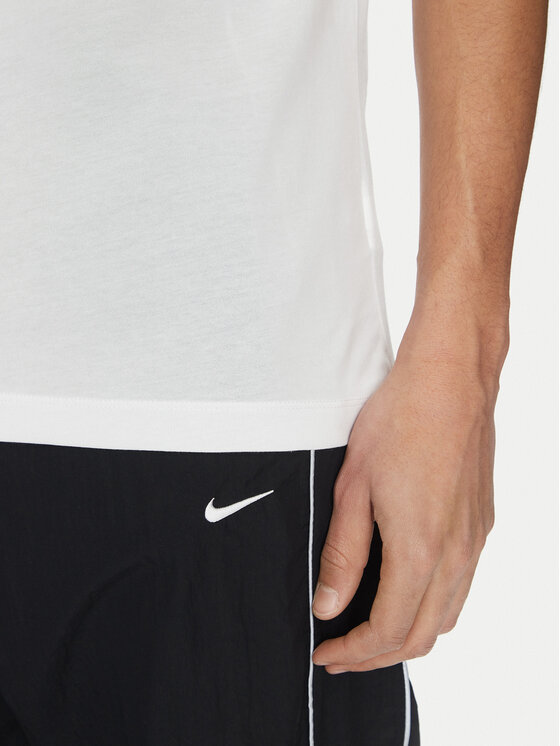 Nike Nike Футболка FQ4938 Білий Regular Fit