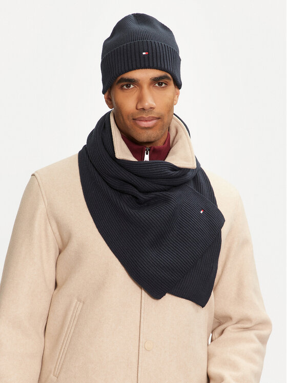Tommy Hilfiger Sada čepice a šál Tommy Hilfiger Flag Pima Cotton Beanie & Scarf AM0AM12937 Tmavomodrá
