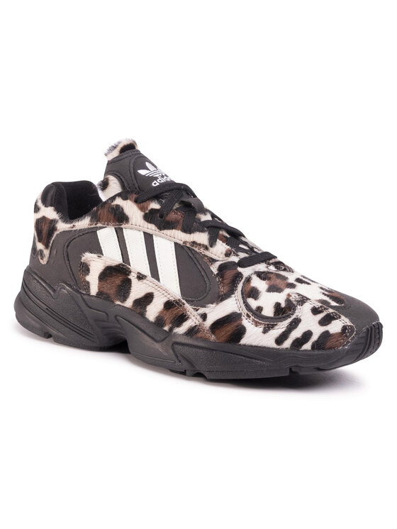 adidas Снікерcи adidas Yung-1 EG8726 Коричневий