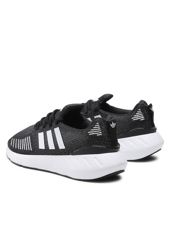 adidas Laisvalaikio batai adidas Swift Run 22 W GV7971 Pilka