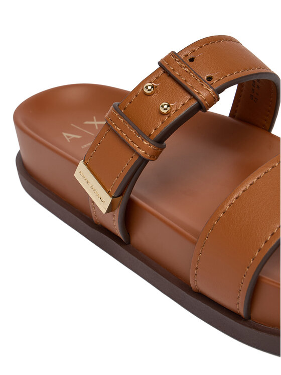 Armani Exchange Шльопанці Armani Exchange XW002575 AF21266 U6123 Коричневий
