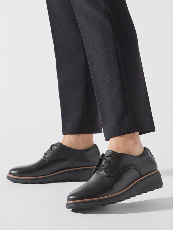 Clarks Оксфорди Clarks Sharon Rae 261754164 Чорний
